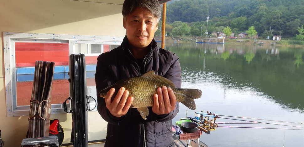 힐링 수곡낚시터 호조황이 큰편차없이 어제와 오늘도 이어지고 있습니다 (유료터정보 - 유료터점주조황)
