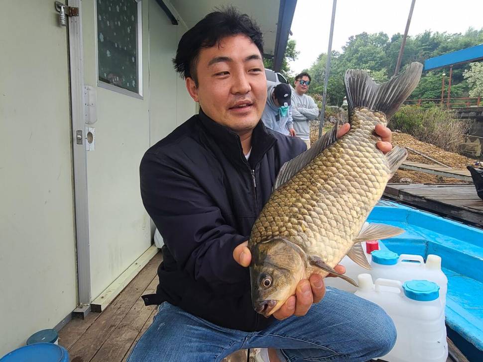 대물붕어 집합장소 (유료터정보 - 유료터점주조황)