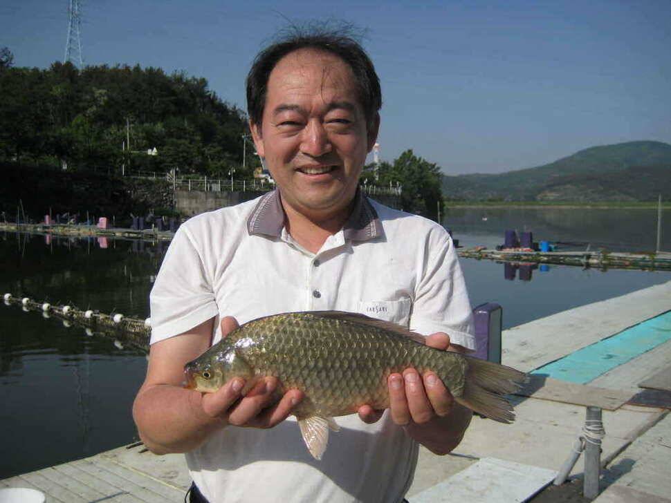 ★★ 송림지 토종붕어 전국 강타 ★★ (유료터정보 - 유료터점주조황)