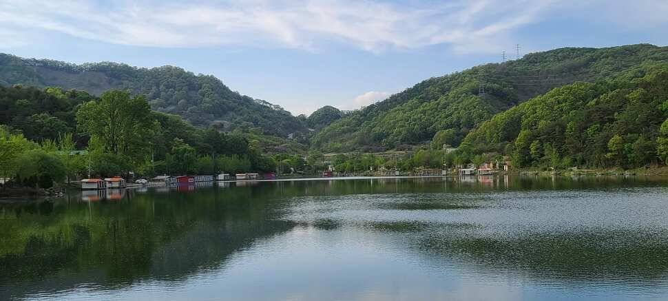 양평 수곡 낚시터 붕어 활성도가 좀더 좋아지는거 같네요 오늘도 붕어방류 합니다 (유료터정보 - 유료터점주조황)