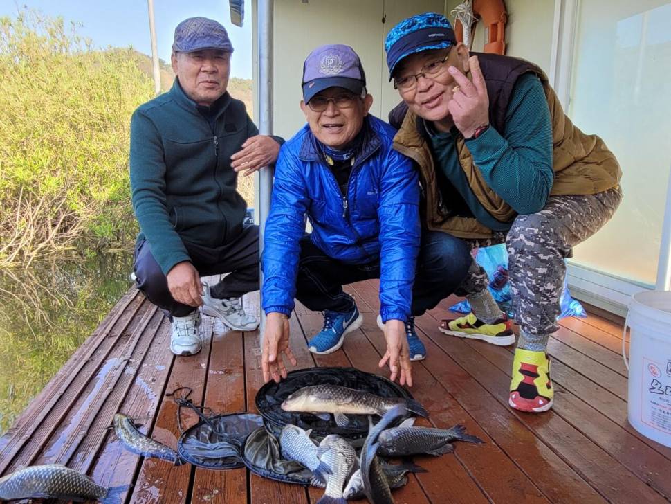 송전지 창신집 조황 (유료터정보 - 유료터점주조황)