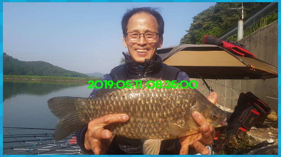 신원낚시터 토종대물 4짜 소식 식상허쥬 사진만 올립니다 (유료터정보 - 유료터점주조황)
