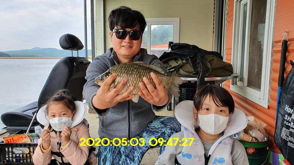 신원낚시터6일 토종대물 4짜와 덩어리가 터졌습니다 (유료터정보 - 유료터점주조황)