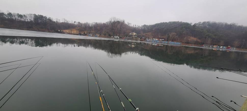 겨울붕어힐링 수곡낚시터 주중 호조황도 빈작도 함께 나왔습니다 (유료터정보 - 유료터점주조황)