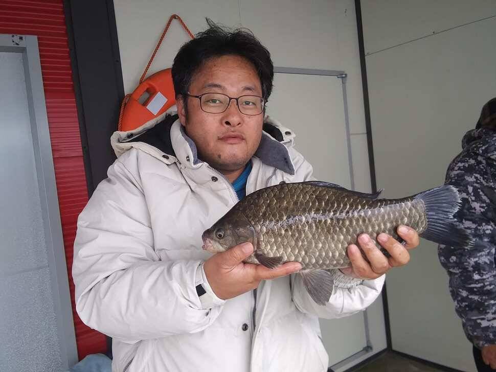 수곡낚시터 4짜 대물붕어가 또 나왔습니다 주말 조황 붕어방류 소식전합니다 (유료터정보 - 유료터점주조황)