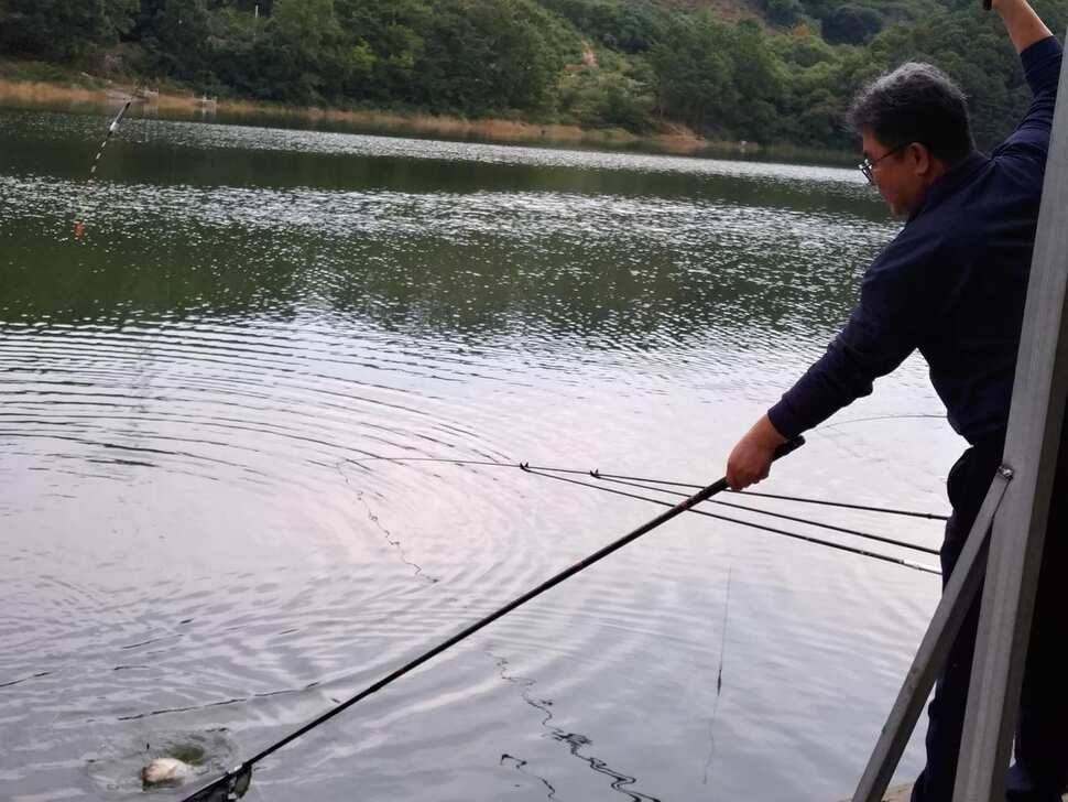 양평 수곡낚시터 9월28 오늘도 고르게 좋은 조황이 이어지고 있네요 오늘 붕어방류 완료하였습니다 (유료터정보 - 유료터점주조황)