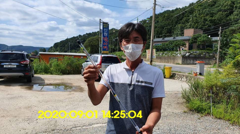신원낚시터 9월16일 토종붕어 43짜리와 덩어리들 사진입니다 (유료터정보 - 유료터점주조황)