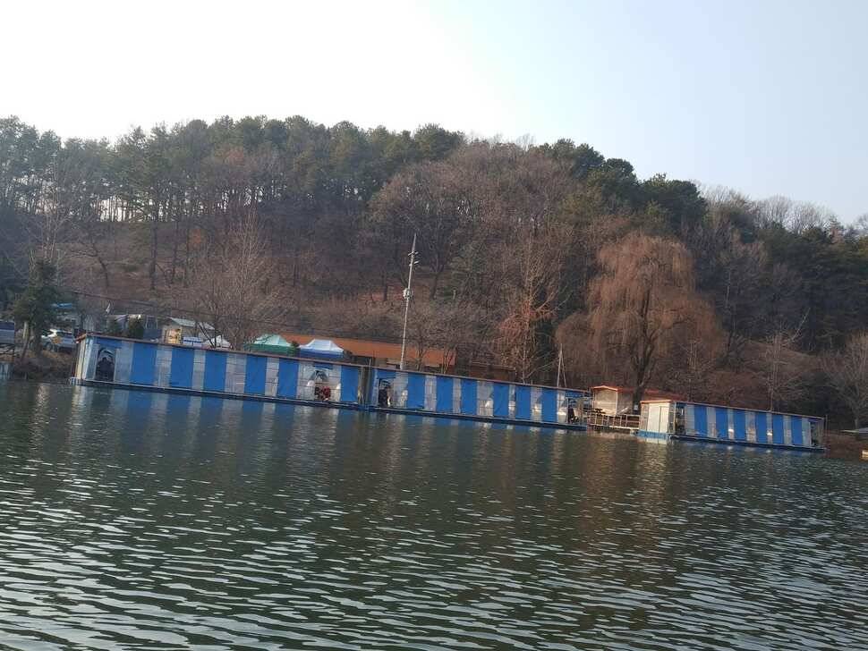 겨울붕어낚시 양평 수곡낚시터 주중 조황 기복이 많았습니다 내일 붕어방류 합니다 (유료터정보 - 유료터점주조황)