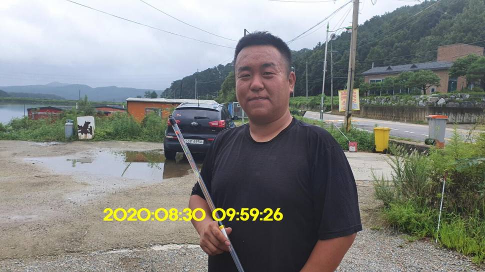 신원낚시터 9월16일 토종붕어 43짜리와 덩어리들 사진입니다 (유료터정보 - 유료터점주조황)