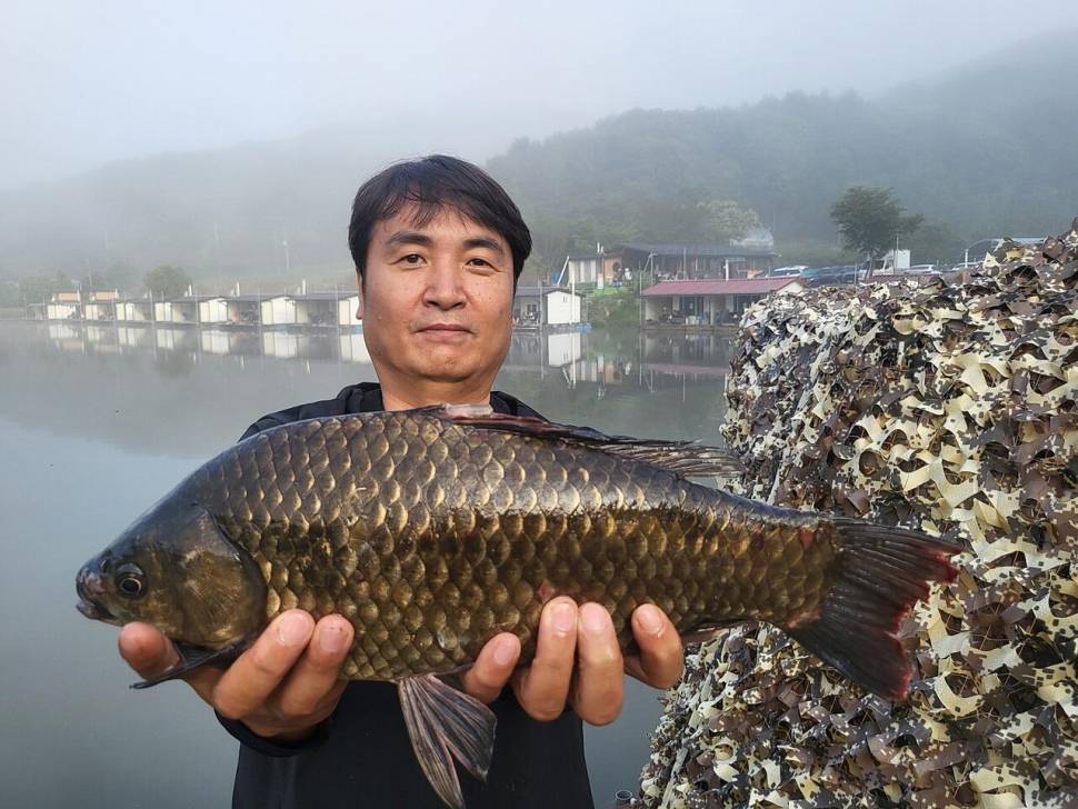 4짜 200마리 돌파 끝없는 질주 (유료터정보 - 유료터점주조황)