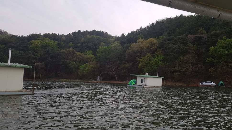 주말까지는 낚시가 어려웠읍니다 던지지도 못했담니다 그래도 만석을 채위주셔셔 감사합니다 (유료터정보 - 유료터점주조황)