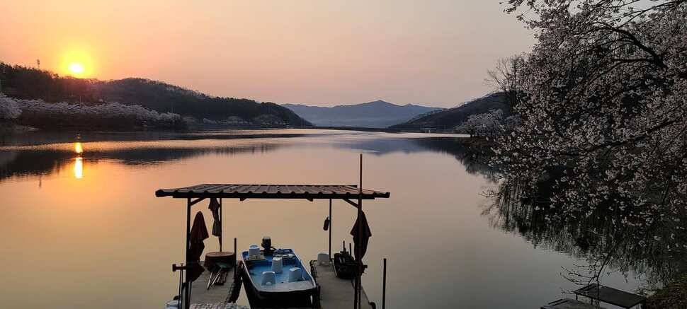 공주 고성낚시터 입니다 (유료터정보 - 유료터점주조황)