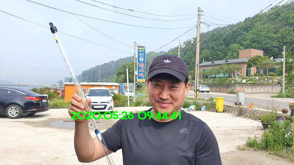 신원낚시터 6월10일 토종대물 덩어리들 사진입니다 (유료터정보 - 유료터점주조황)
