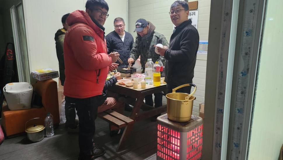 11 월 19일 안성 거청낚시터 조황 (유료터정보 - 유료터점주조황)