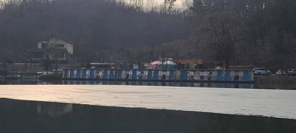 겨울붕어 물낚시 수곡낚시터 2월첫주 주후반주말 조황 및 붕어방류 (유료터정보 - 유료터점주조황)
