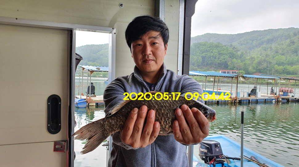 신원낚시터 6월5일 토종대물 덩어리 사진들 입니다 (유료터정보 - 유료터점주조황)