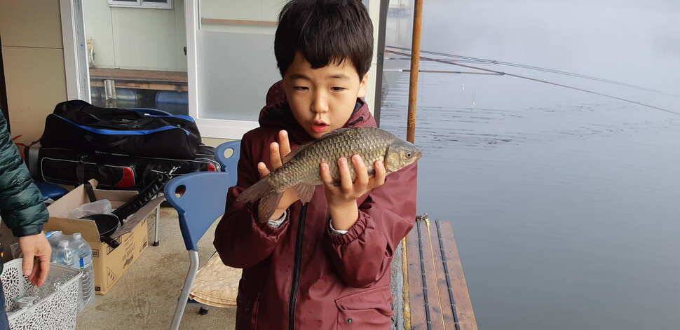 양평 수곡낚시터 925 편차없이 좋은 조황이 이어집니다 (유료터정보 - 유료터점주조황)