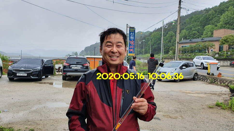 신원낚시터 6월5일 토종대물 덩어리 사진들 입니다 (유료터정보 - 유료터점주조황)