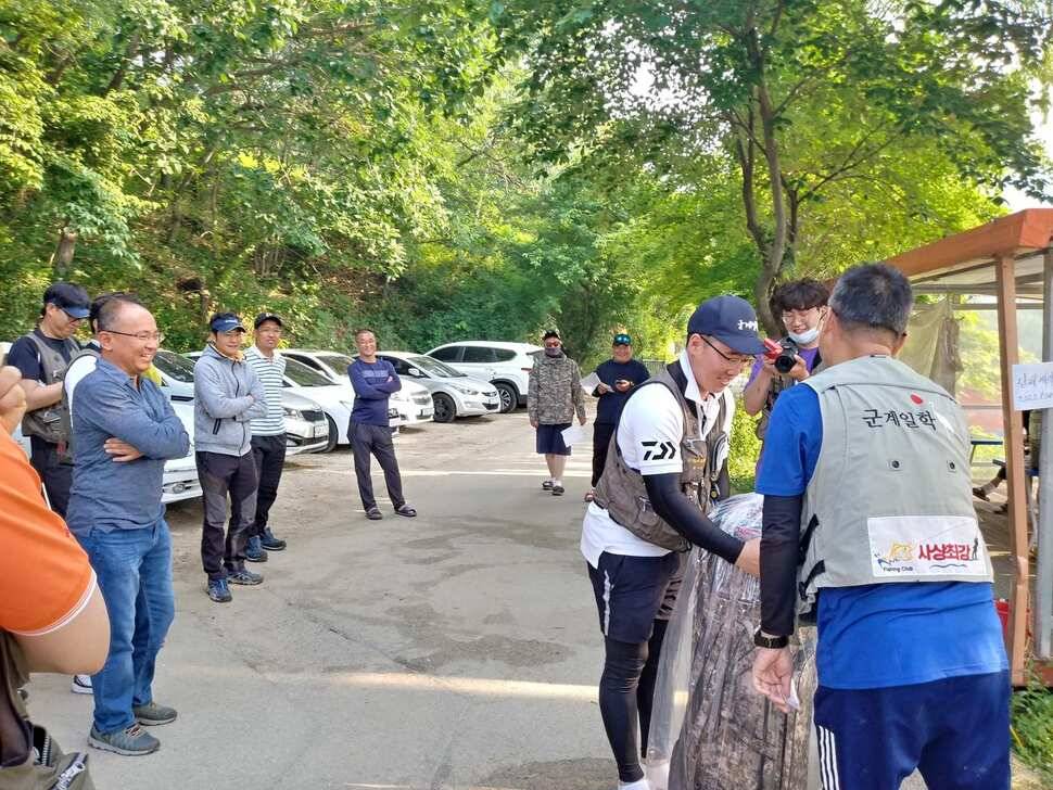 붕어낚시 수곡낚시터 5월마지막 주말 조황 방류 안내 (유료터정보 - 유료터점주조황)