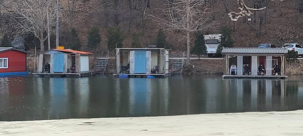 양평 수곡낚시터 붕어조과 좀더늘었네요 오늘 붕어방류 설연휴 추가방류 합니다 (유료터정보 - 유료터점주조황)