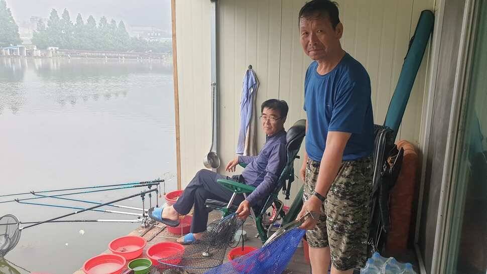 배수없는 거청낚시터 6월 14일 붕어조황 (유료터정보 - 유료터점주조황)
