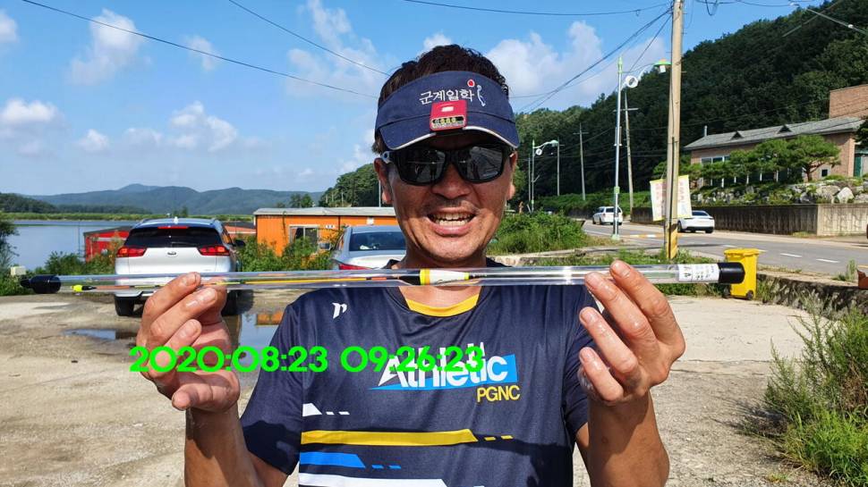 신원낚시터 8월27일 토종붕어 45짜리와 덩어리들 사진입니다 (유료터정보 - 유료터점주조황)