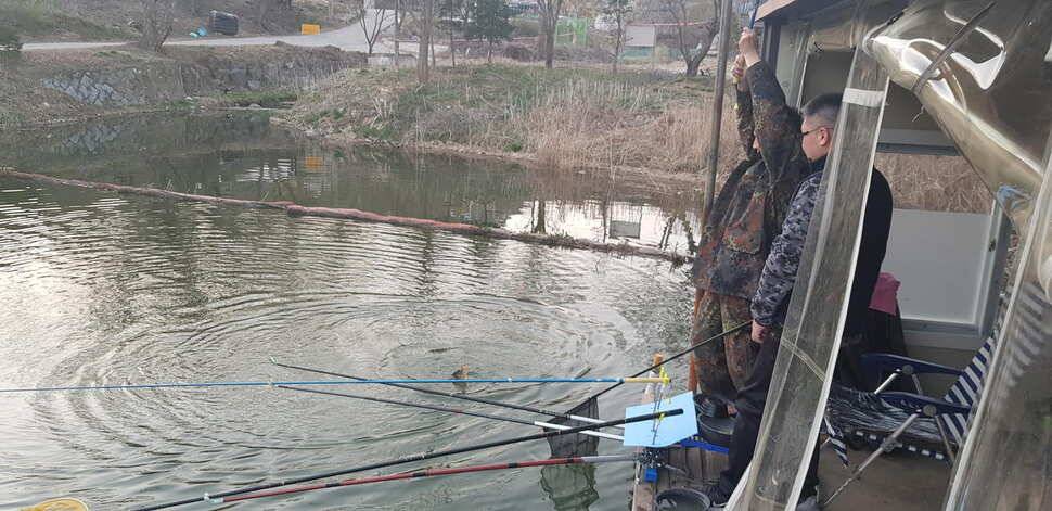 힐링 양평 수곡낚시터 주중 고른 조황이네요수상좌대 할인요금 및 주말 붕어방류 안내 (유료터정보 - 유료터점주조황)