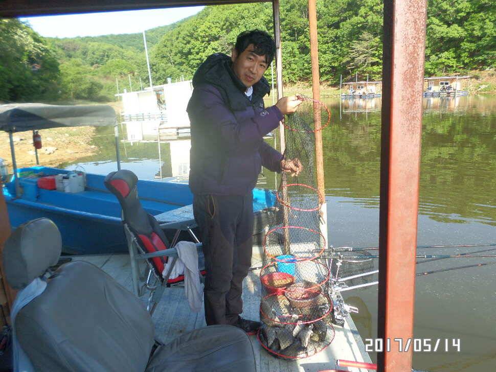 아산 신수지 5월 둘째주말화보입니다 (유료터정보 - 유료터점주조황)