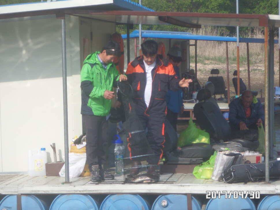 아산 신수지 4월 마지막주말 화보입니다 (유료터정보 - 유료터점주조황)