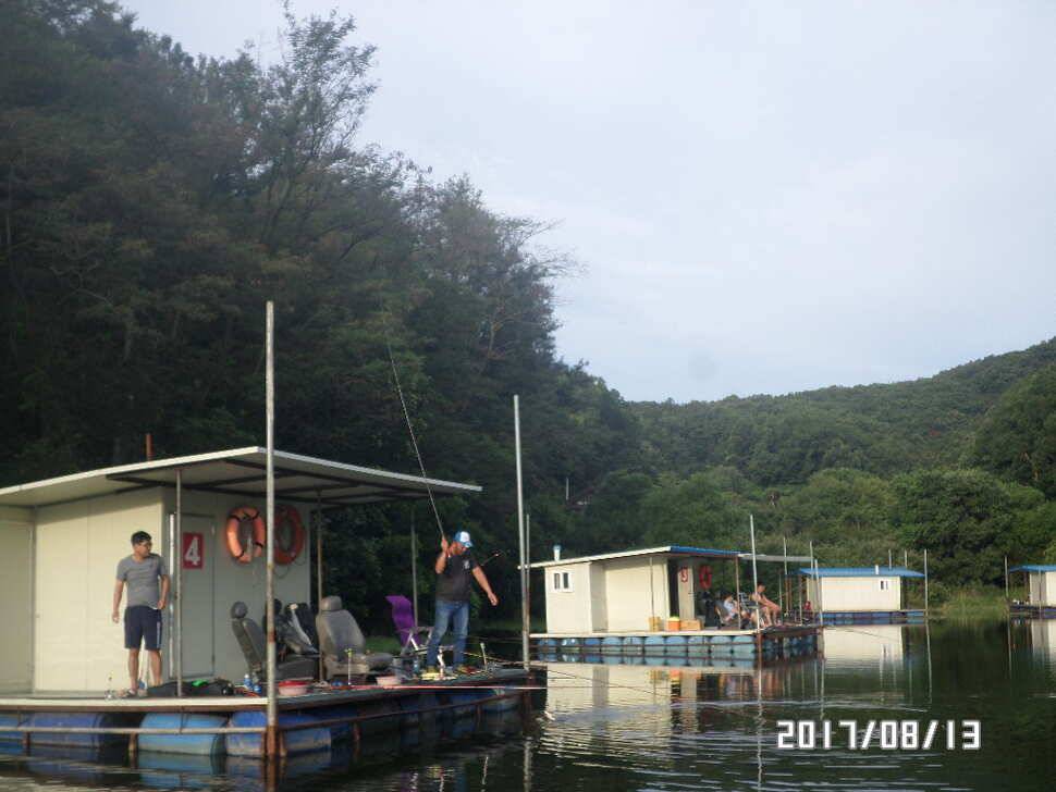 아산 신수지 8월 둘째주말 화보입니다 (유료터정보 - 유료터점주조황)