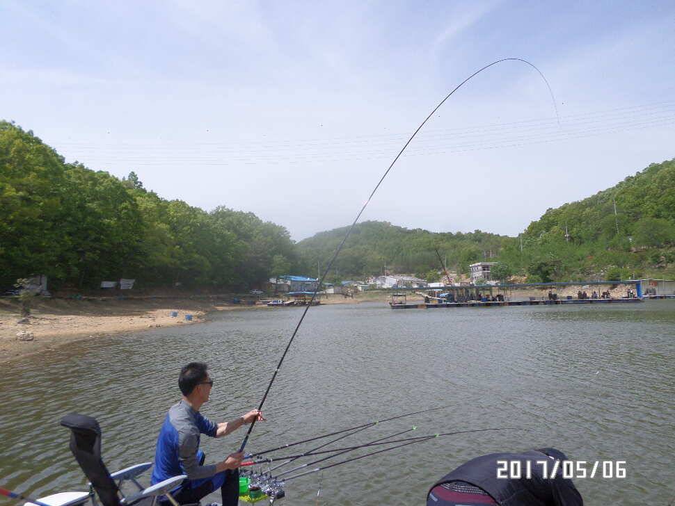 아산 신수지 5월 첫 주말 화보입니다 (유료터정보 - 유료터점주조황)