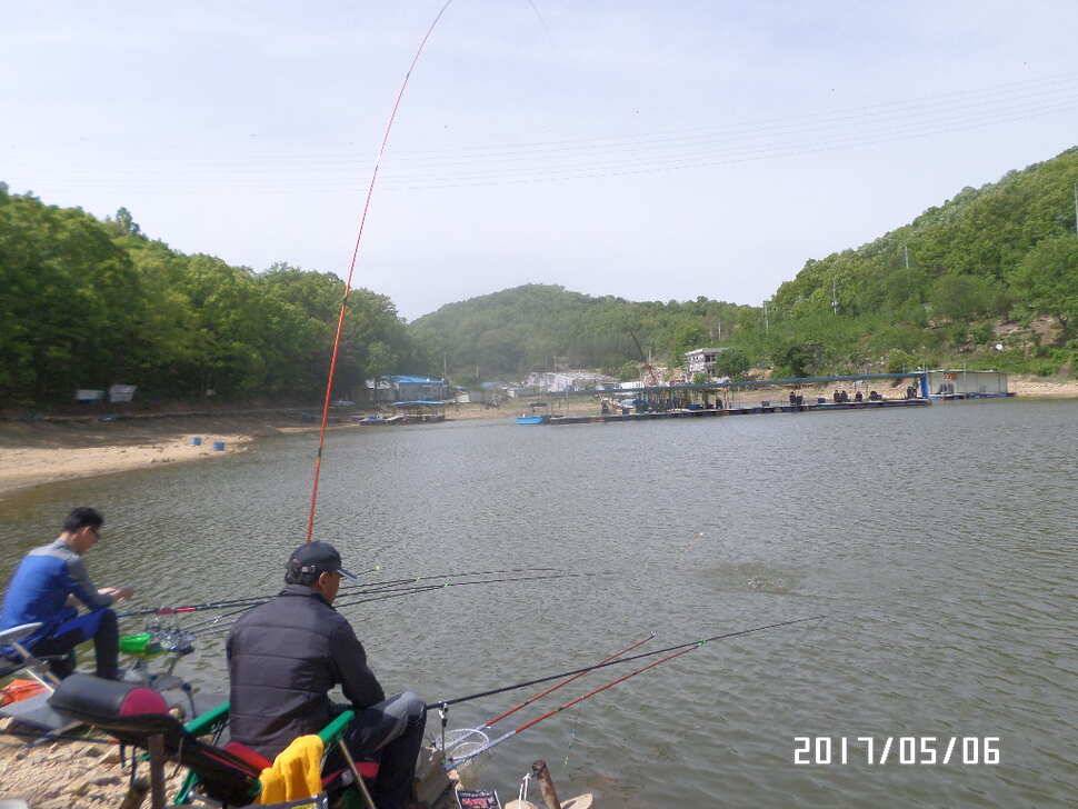 아산 신수지 5월 첫 주말 화보입니다 (유료터정보 - 유료터점주조황)