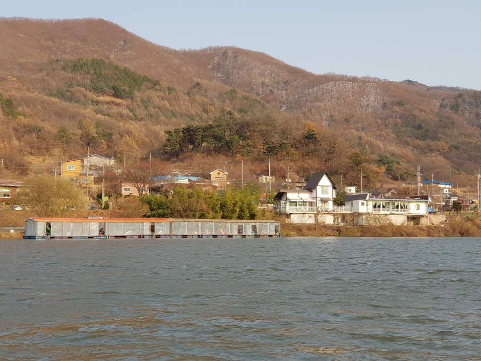 아산 산들낚시터의 12월 첫날에 올리는 모습입니다 (유료터정보 - 유료터점주조황)