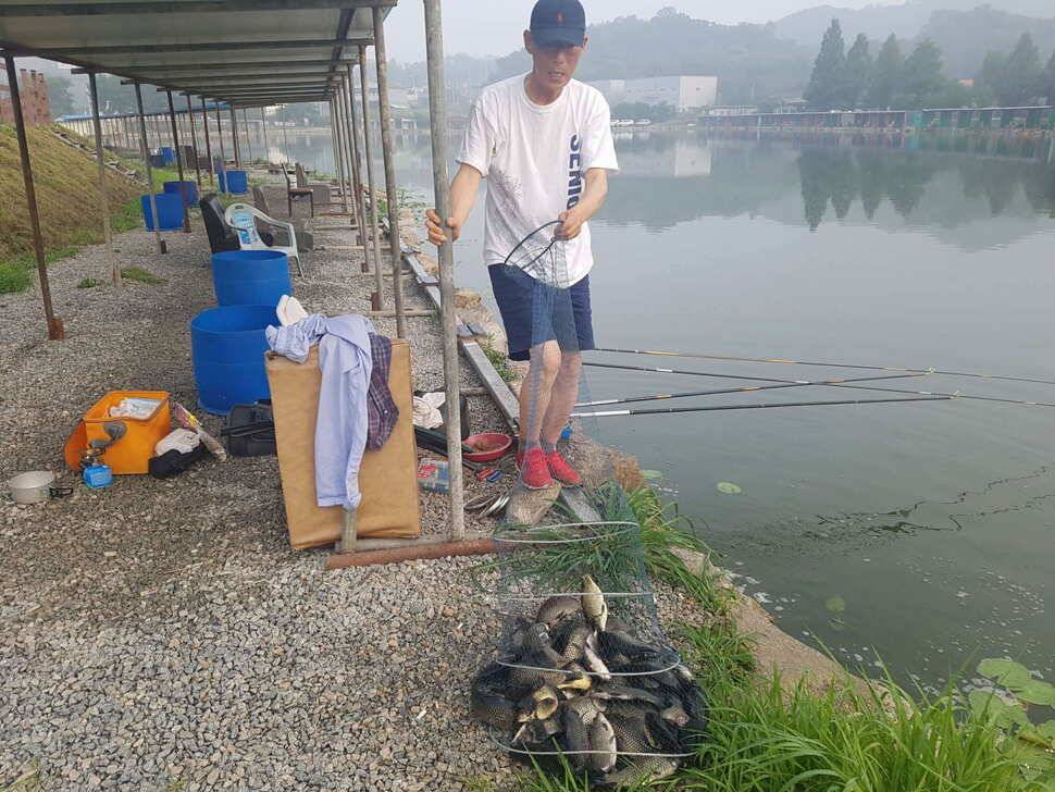 만수위의 거청낚시터 가족낚시터 붕어조황 7월 06 (유료터정보 - 유료터점주조황)