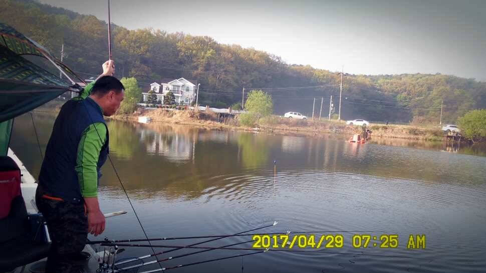 반제낚시터 조황좋습니다 (유료터정보 - 유료터점주조황)