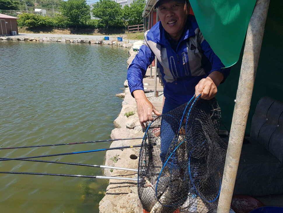 만수위의 거청낚시터 붕어조황 5월 16일 (유료터정보 - 유료터점주조황)