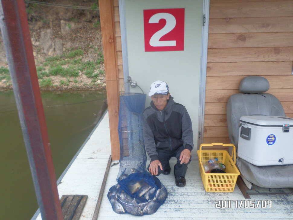 아산 신수지 5월 둘째주중 모습입니다 (유료터정보 - 유료터점주조황)