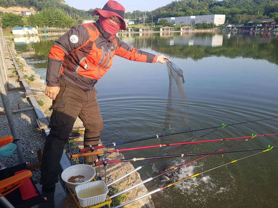 만수위의 거청낚시터 가족낚시터 붕어조황 6월 12 (유료터정보 - 유료터점주조황)