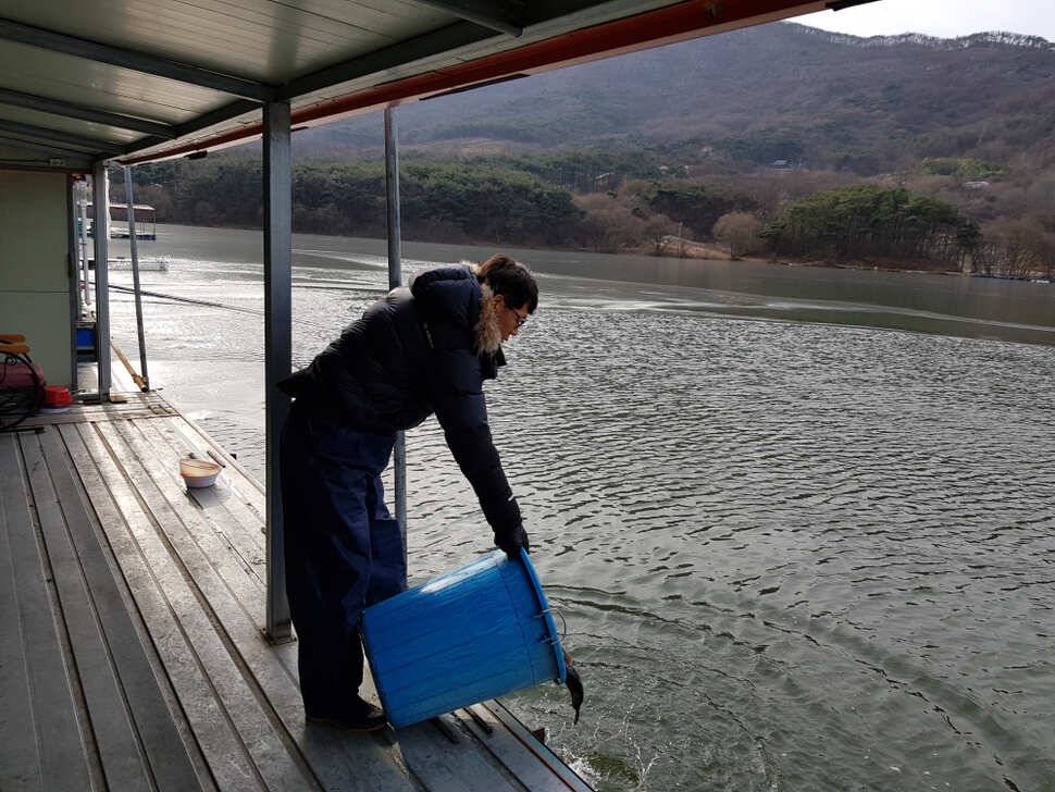아산 산들낚시터의 좌대요금 한시적 인하 (유료터정보 - 유료터점주조황)