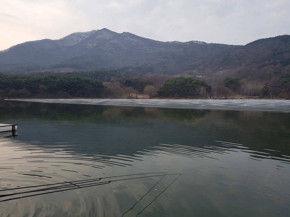 끝 까정 버텨보는 산들 얼음그래봣자 23일 이닝껜 (유료터정보 - 유료터점주조황)