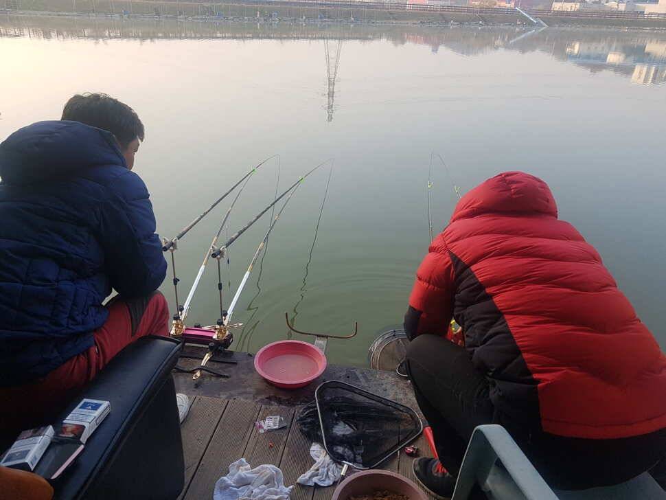 11 월 14 일 경기도 안성 거청낚시터 붕어조황 (유료터정보 - 유료터점주조황)