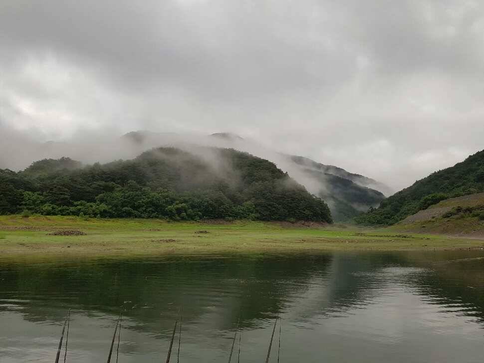 아산 안골지 폭염속에서도 4짜는 계속됩니다 (유료터정보 - 유료터점주조황)