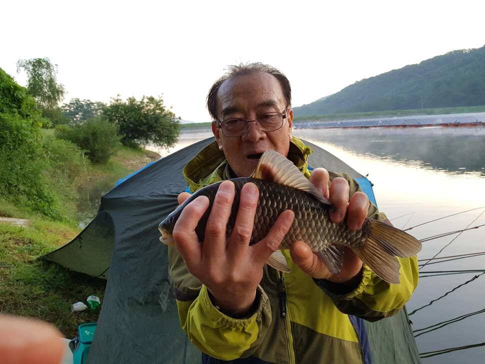 깊은계곡속에자리잡은장계지에서 (유료터정보 - 유료터점주조황)