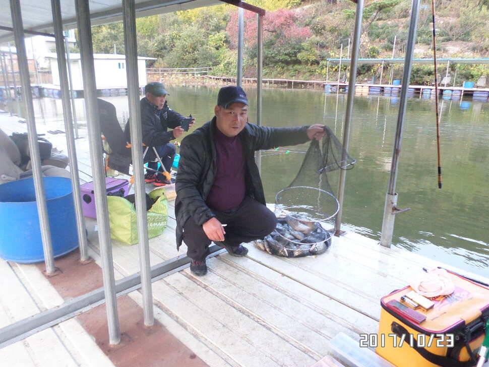 아산 신수지 금주 모습입니다 (유료터정보 - 유료터점주조황)