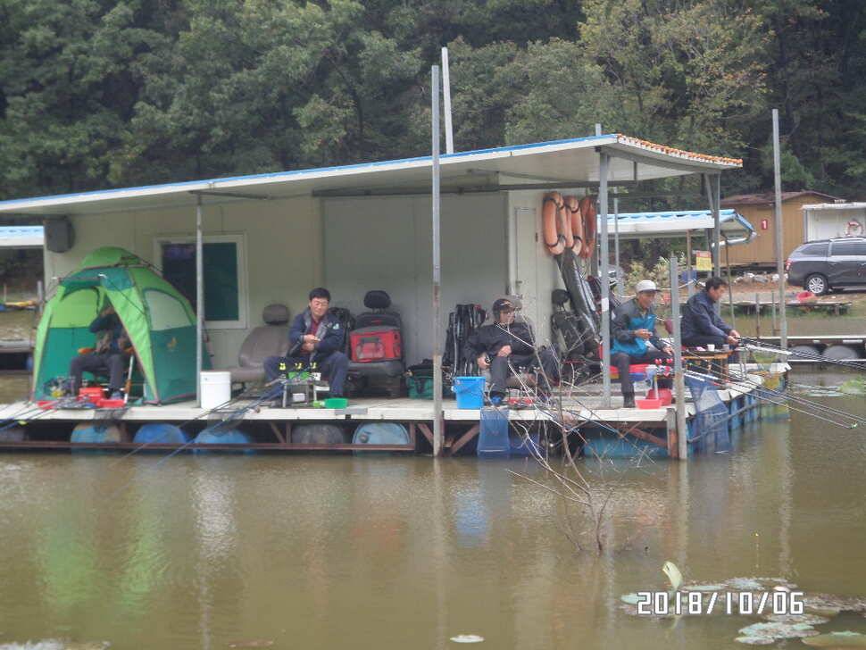 아산신수지 10월 첫 주말 화보입니다 (유료터정보 - 유료터점주조황)