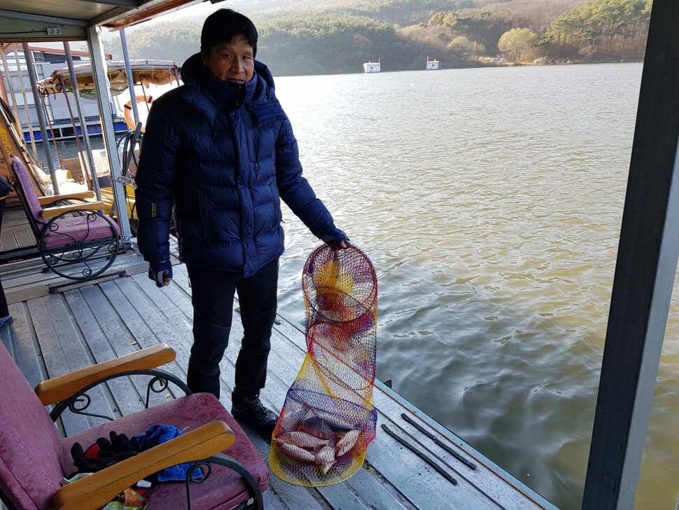 산들낚시터의 11월20일에 올리는 모습입니다 (유료터정보 - 유료터점주조황)