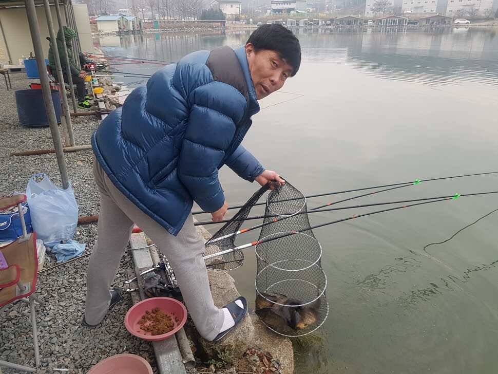 안성 거청낚시터 붕어조황 3 월 18 일 (유료터정보 - 유료터점주조황)
