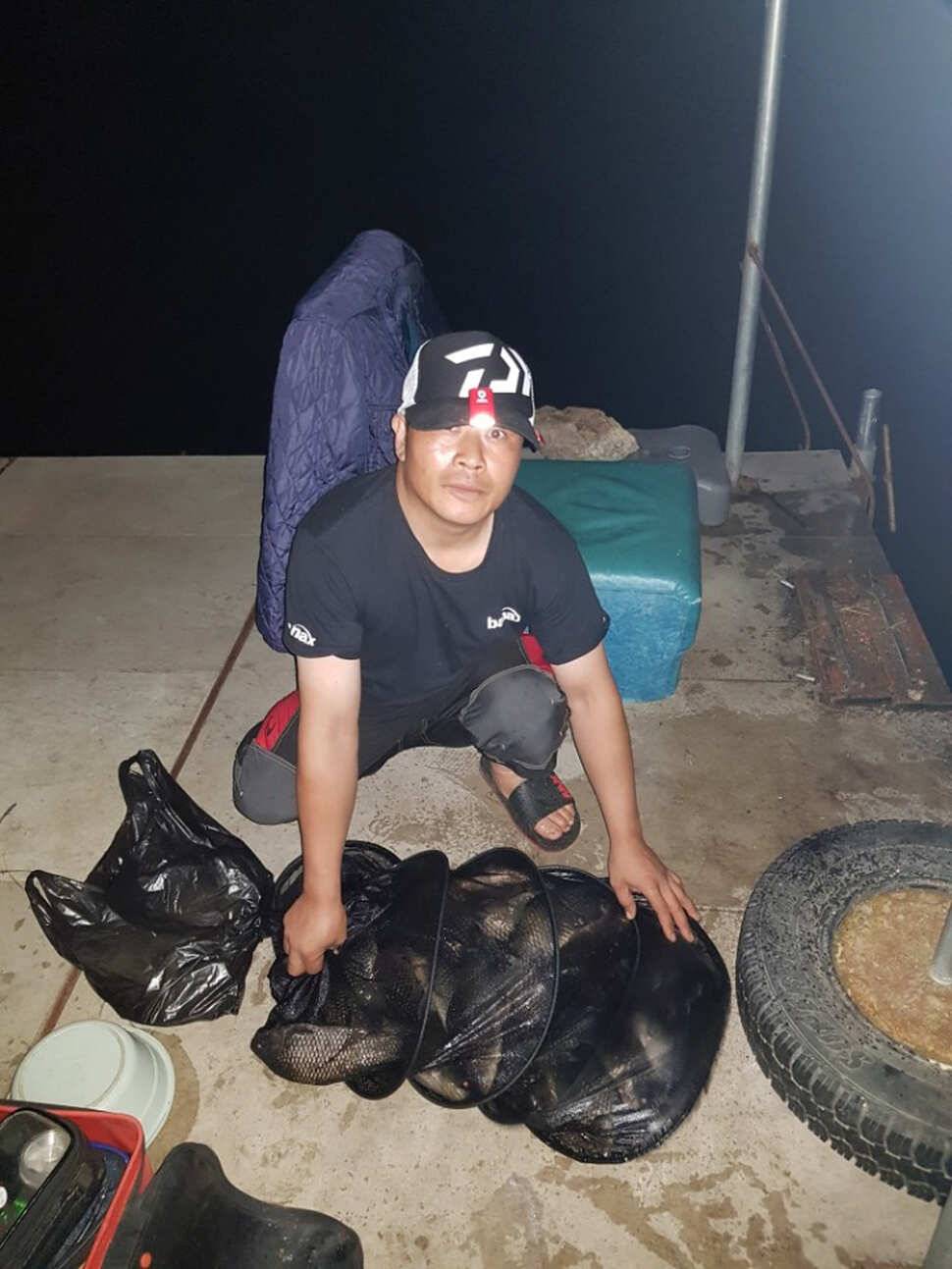 밤 날씨가 많이 추워졌습니다 꼭 챙기세요 (유료터정보 - 유료터점주조황)