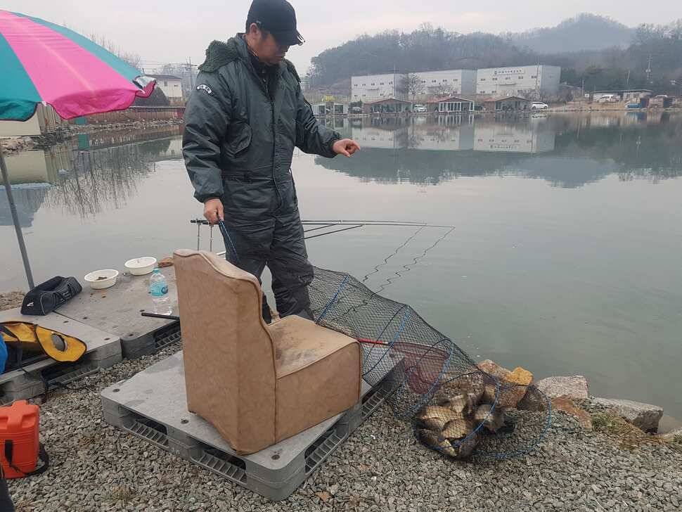 안성 거청낚시터 붕어조황 3 월 18 일 (유료터정보 - 유료터점주조황)