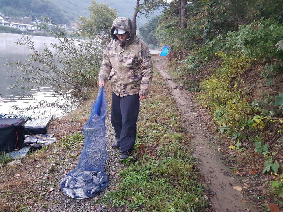 요즘 산들낚시터에서는 요 (유료터정보 - 유료터점주조황)